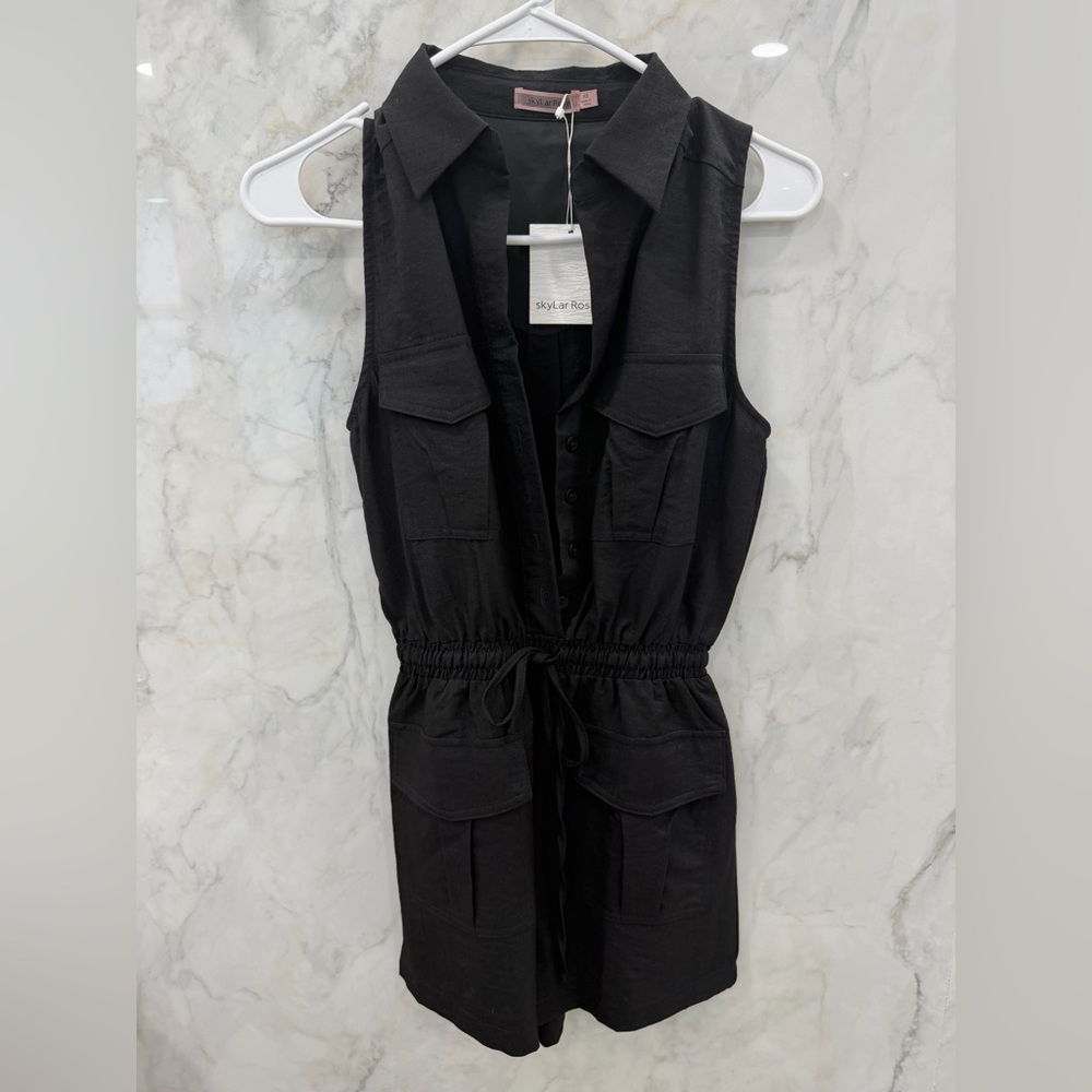 NWT Sleeveless Military Utility Romper